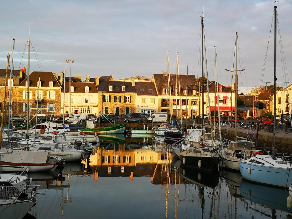 Gites "Le Clos De La Baie" Paimpol Exterior photo